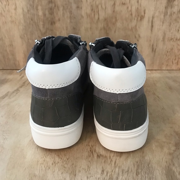 Blondo Genesis Women’s Gray Suede Waterproof Sneakers. Size: 7.5M - Picture 4 of 10